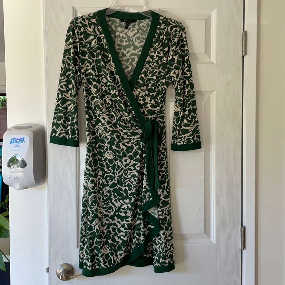 BCBG Max Azria Wrap Dress. Size Small